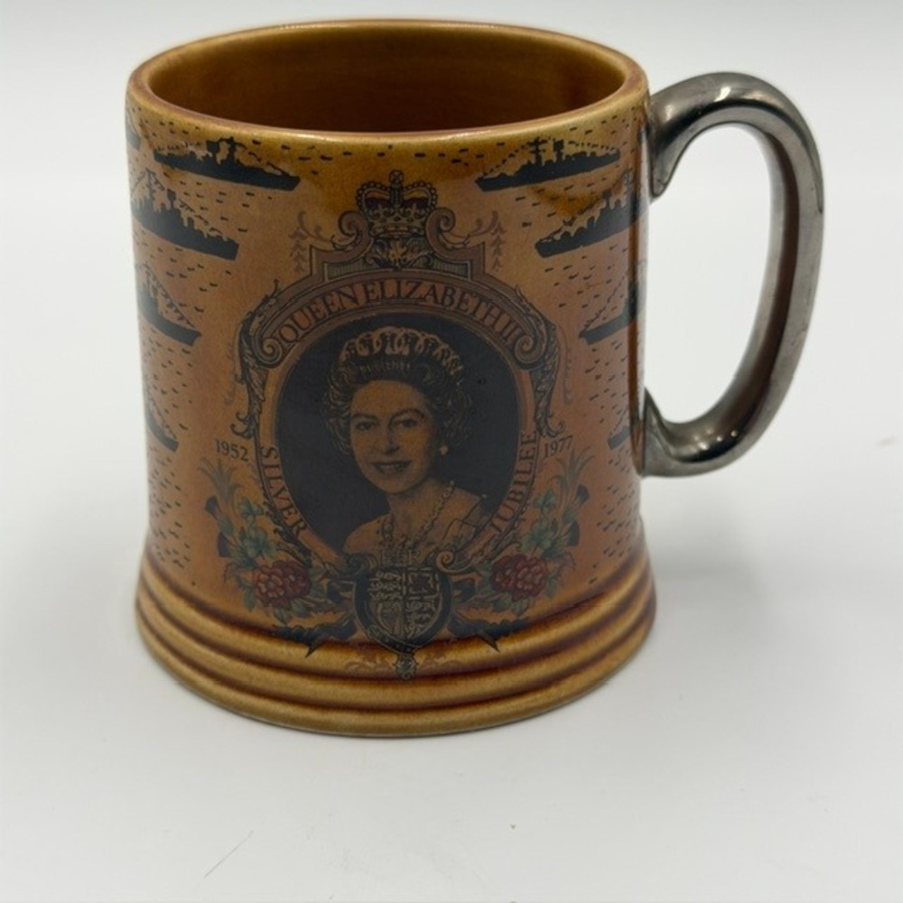 Lord Nelson Pottery Queen Elizabeth II 1977 Silver Jubilee Fleet Review Mug